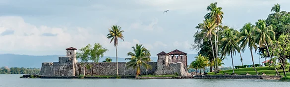 12-06-castle-rio-dulce-panorama-The-Magical-Guatemala-Tour